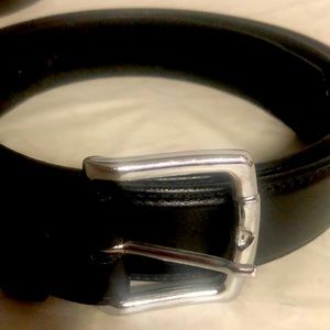 Men’s Black leather belt with silver buckle.